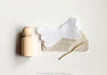 Load image into Gallery viewer, DIY Wooden Peg Doll Nativity Set